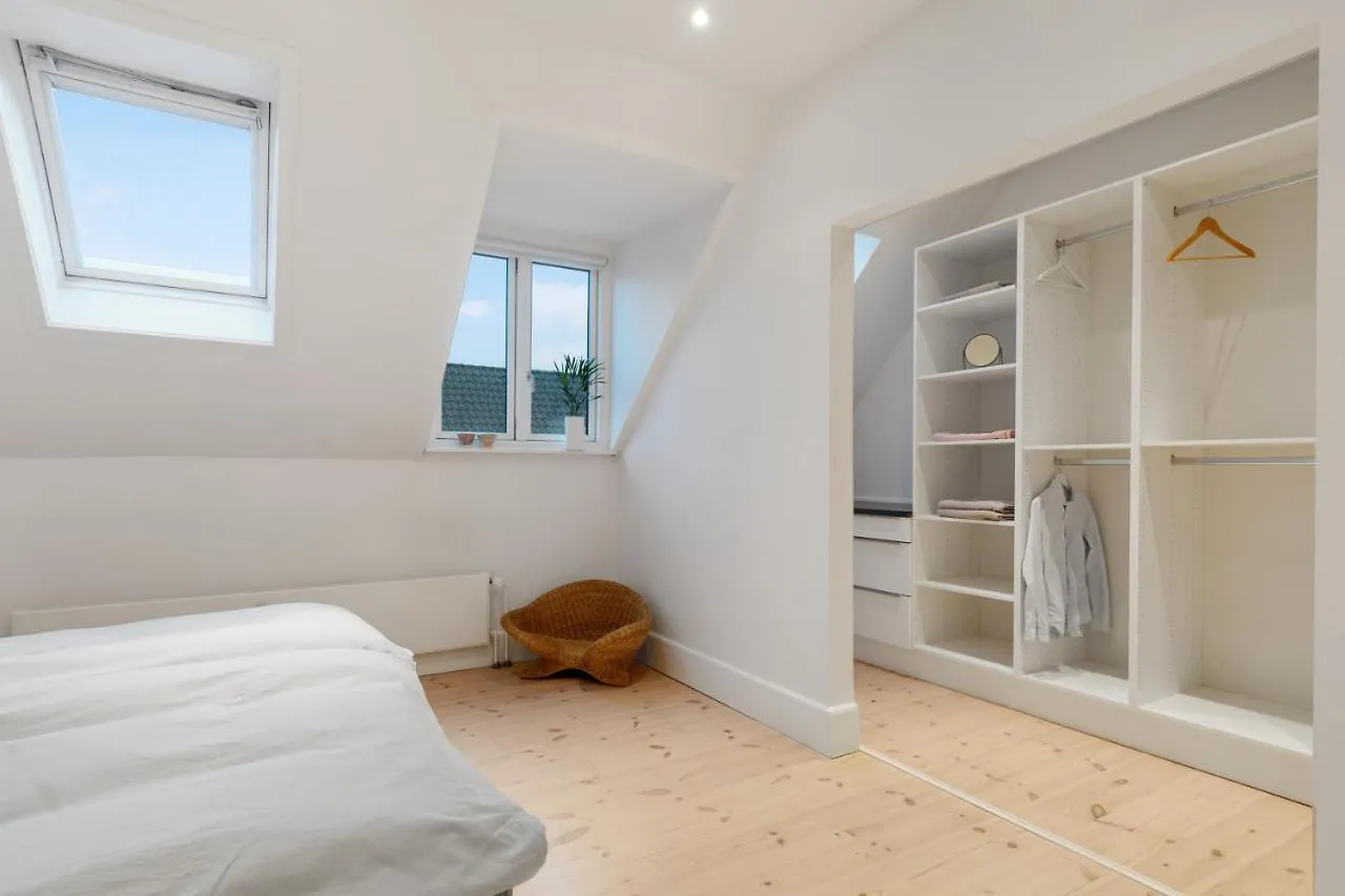 250 Sqm Smack Bang In The Center Of Copenhagen Διαμέρισμα